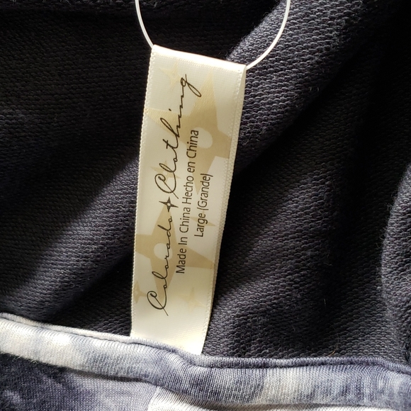 NWT Womens Hoodie - Picture 4 of 5